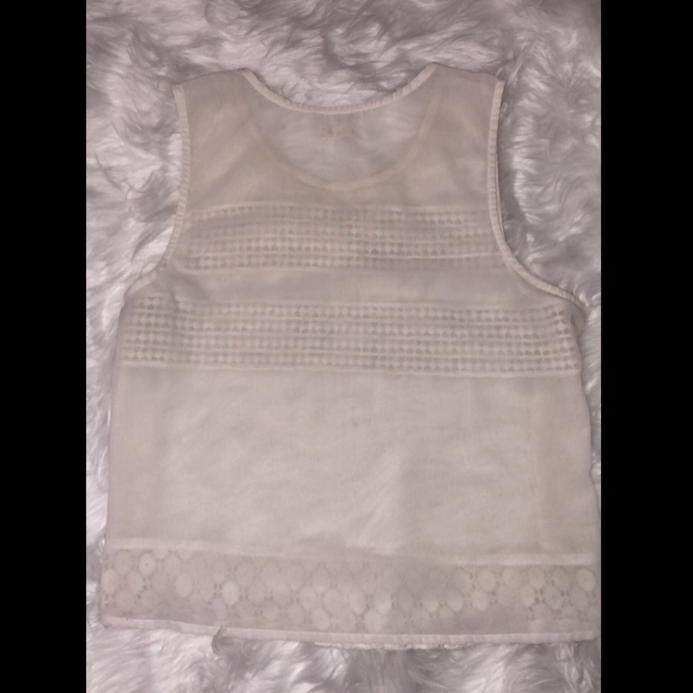 🤍Pretty Hollister white blouse🤍Size L in EUC🤍